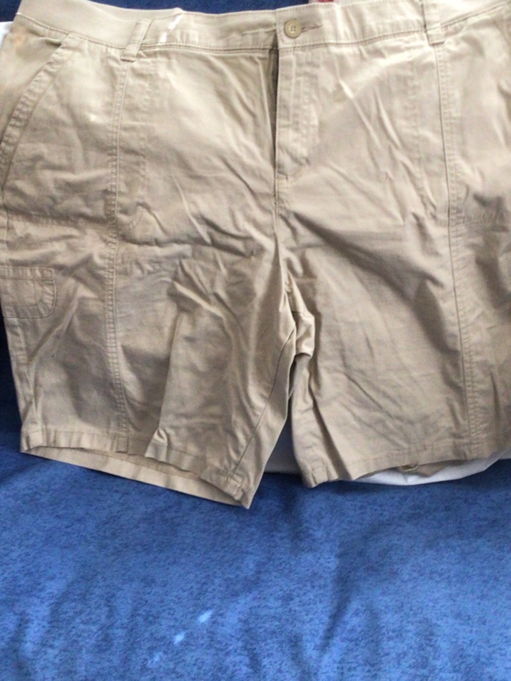 Lee Women's Tan Bermuda Shorts